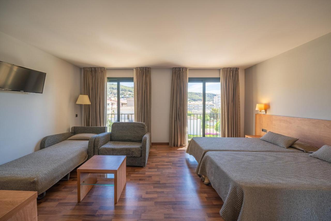 ל'אסטרטיט Hotel Medes II מראה חיצוני תמונה