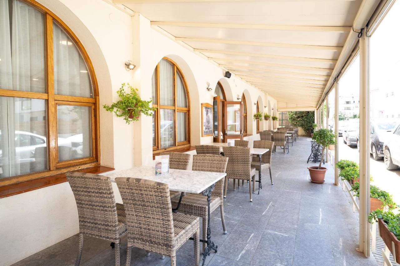 ל'אסטרטיט Hotel Medes II מראה חיצוני תמונה