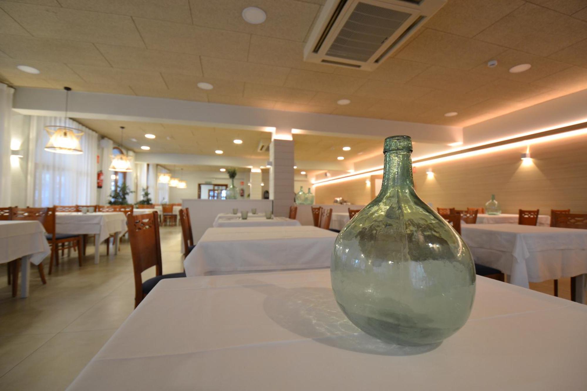ל'אסטרטיט Hotel Medes II מראה חיצוני תמונה